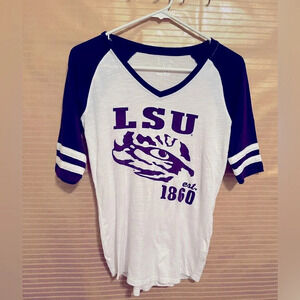 CHAMPION~LSU~GRAPHIC TEE~SMALL~